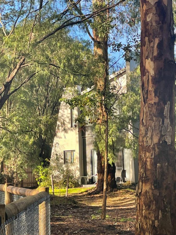 Margaret Forest Retreat Apartment 129 - Located Within Margaret Forest, In The Heart Of The Town Centre Of Margaret River, Spa Apartment! מראה חיצוני תמונה